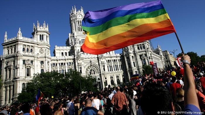 Liberales chico bisexual en Madrid-8348